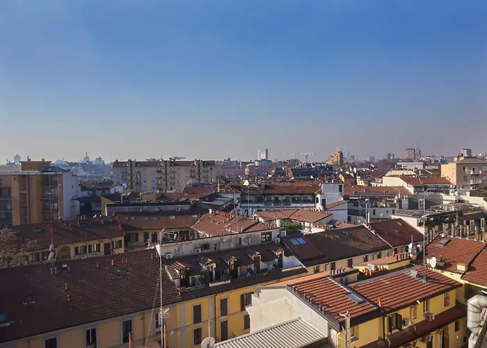 Milan Retreats Porta Venezia